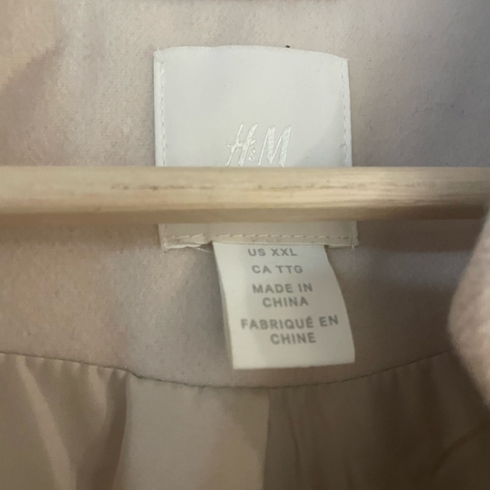 Coat - Picture 4 of 4